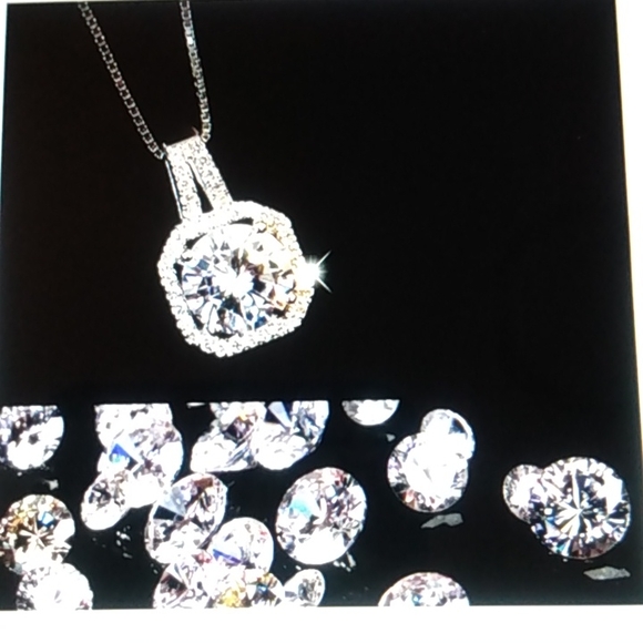 PENDANT โ CHAIN STATEMENT CHOKER DIAMOND NECKLACE - Picture 4 of 4